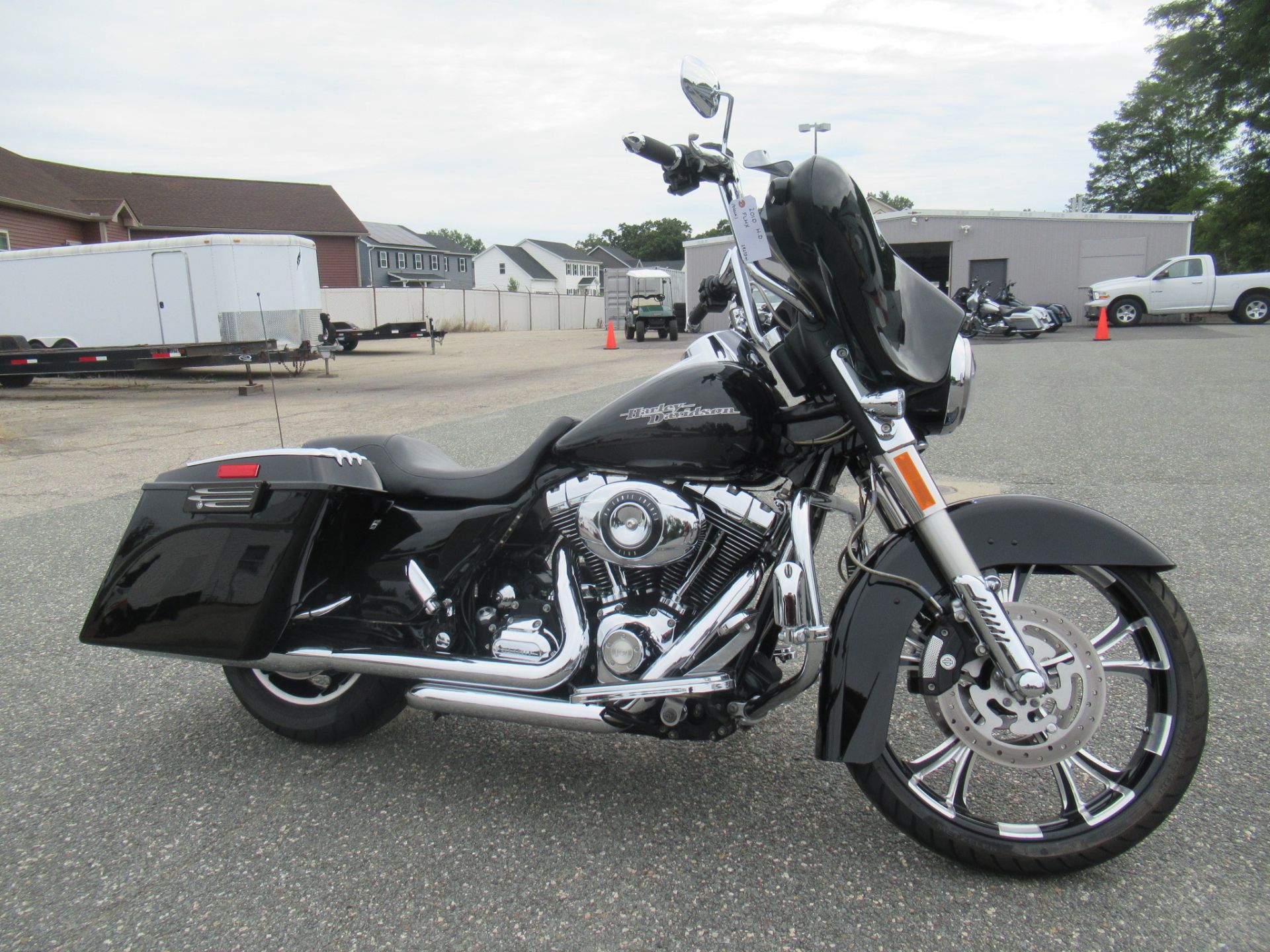2010 Harley-Davidson Street Glide® in Springfield, Massachusetts - Photo 3