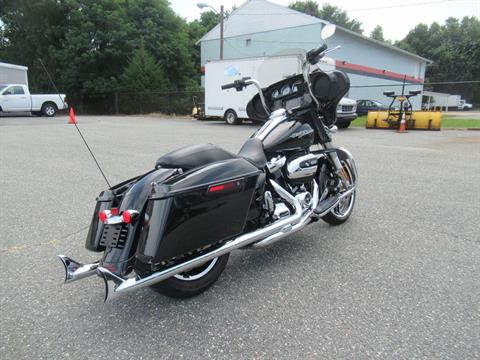 2017 Harley-Davidson Street Glide® Special in Springfield, Massachusetts - Photo 2