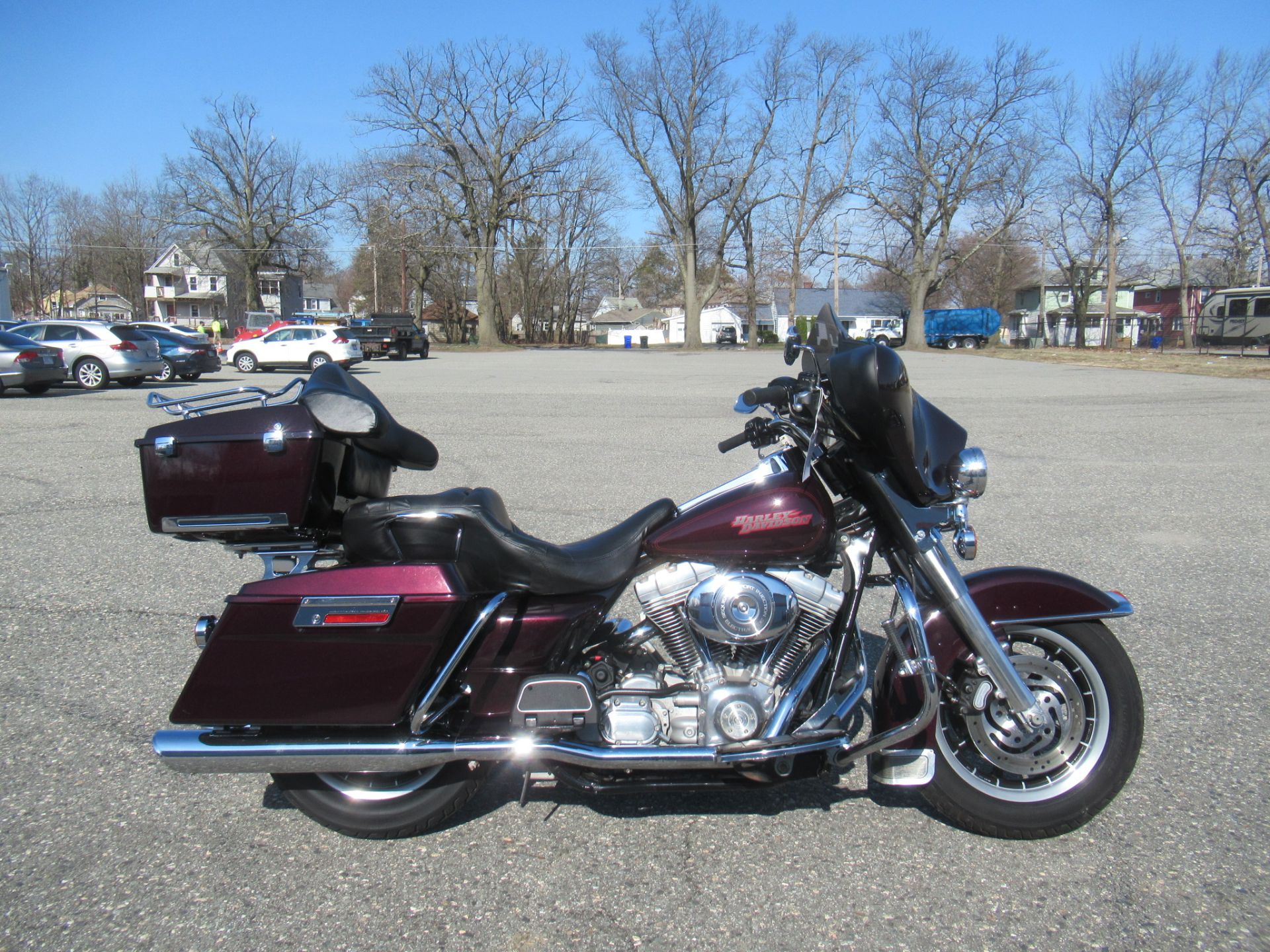 2005 Harley-Davidson FLHT/FLHTI Electra Glide® Standard in Springfield, Massachusetts - Photo 3