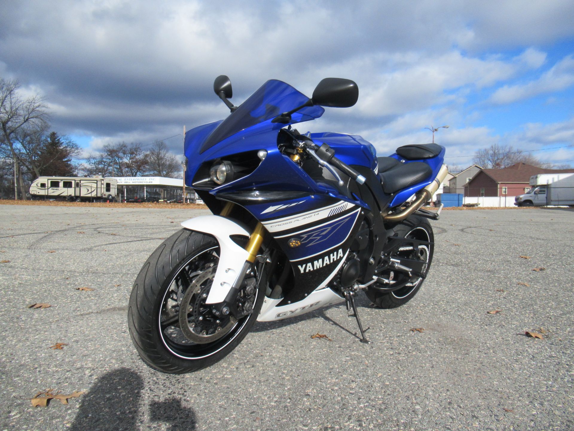 2013 Yamaha YZF-R1 in Springfield, Massachusetts - Photo 5