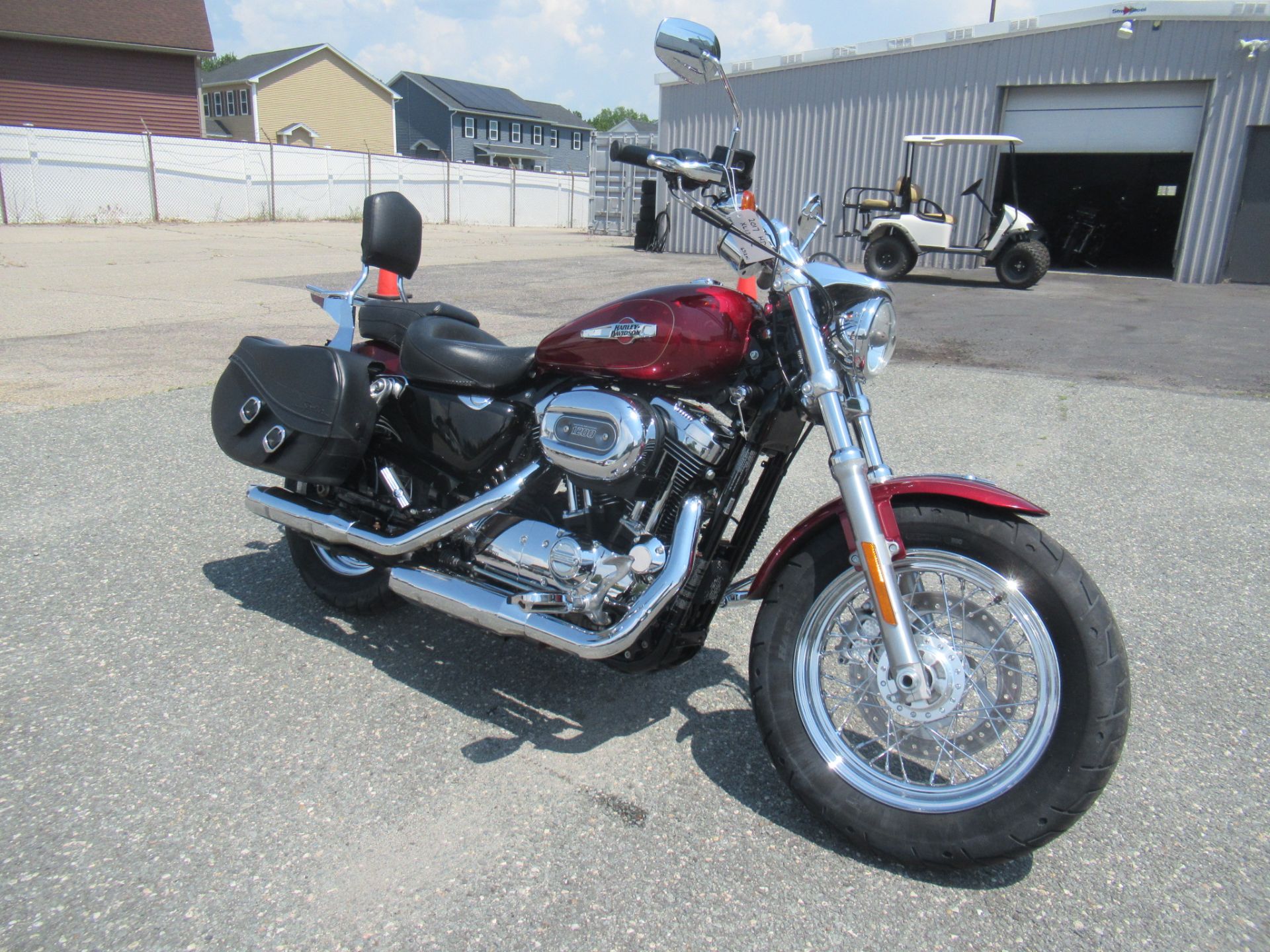 2017 Harley-Davidson 1200 Custom in Springfield, Massachusetts - Photo 2