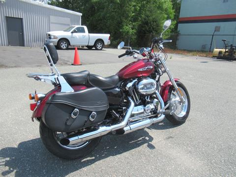 2017 Harley-Davidson 1200 Custom in Springfield, Massachusetts - Photo 3