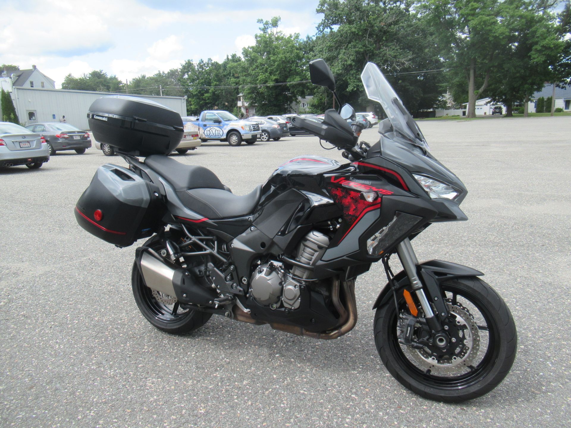 2021 Kawasaki Versys 1000 SE LT+ in Springfield, Massachusetts - Photo 2