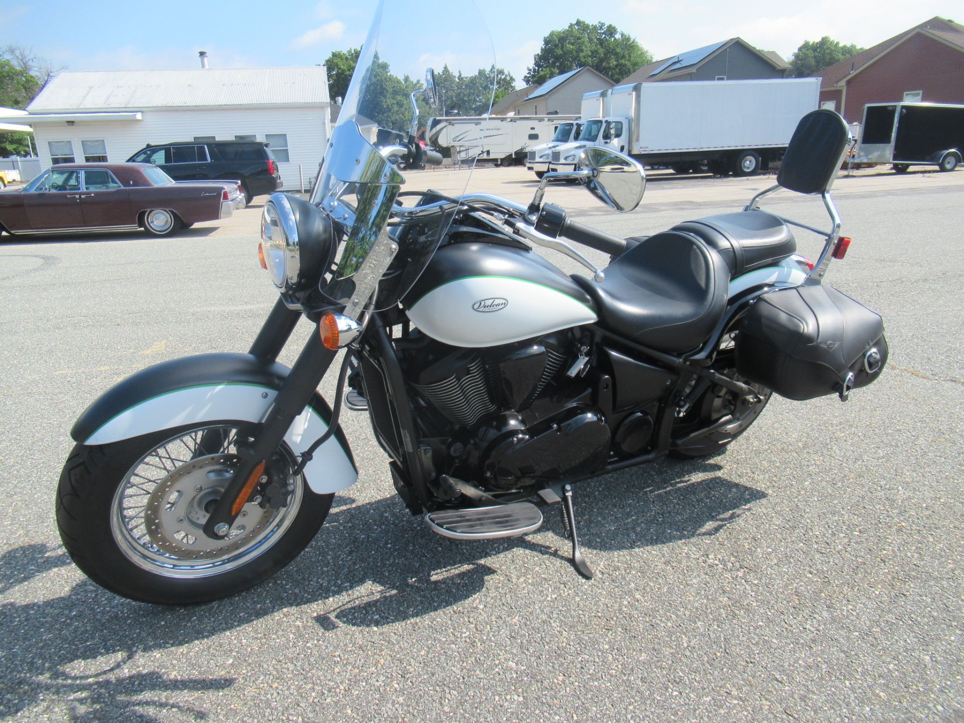 2015 Kawasaki Vulcan® 900 Classic in Springfield, Massachusetts - Photo 6