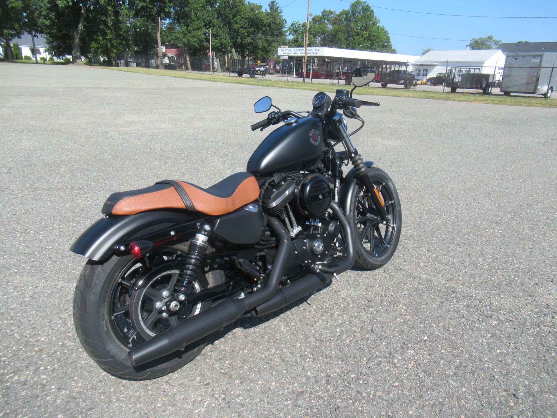 2021 Harley-Davidson Iron 883™ in Springfield, Massachusetts - Photo 2