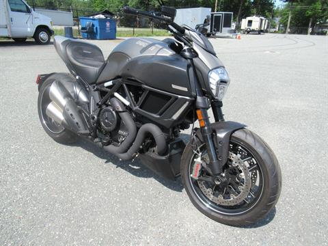 2015 Ducati Diavel Titanium in Springfield, Massachusetts - Photo 2