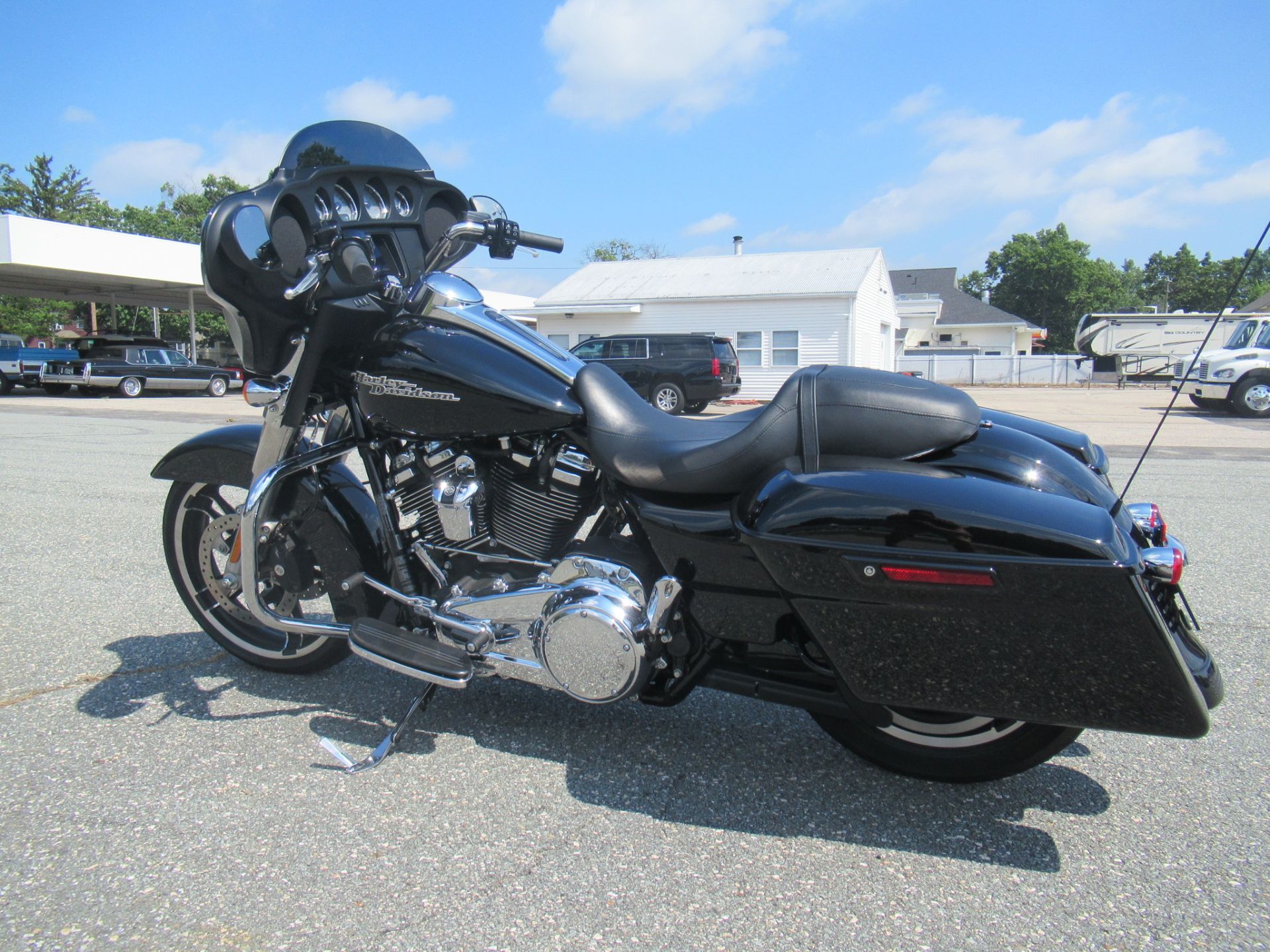 2019 Harley-Davidson Street Glide® in Springfield, Massachusetts - Photo 5