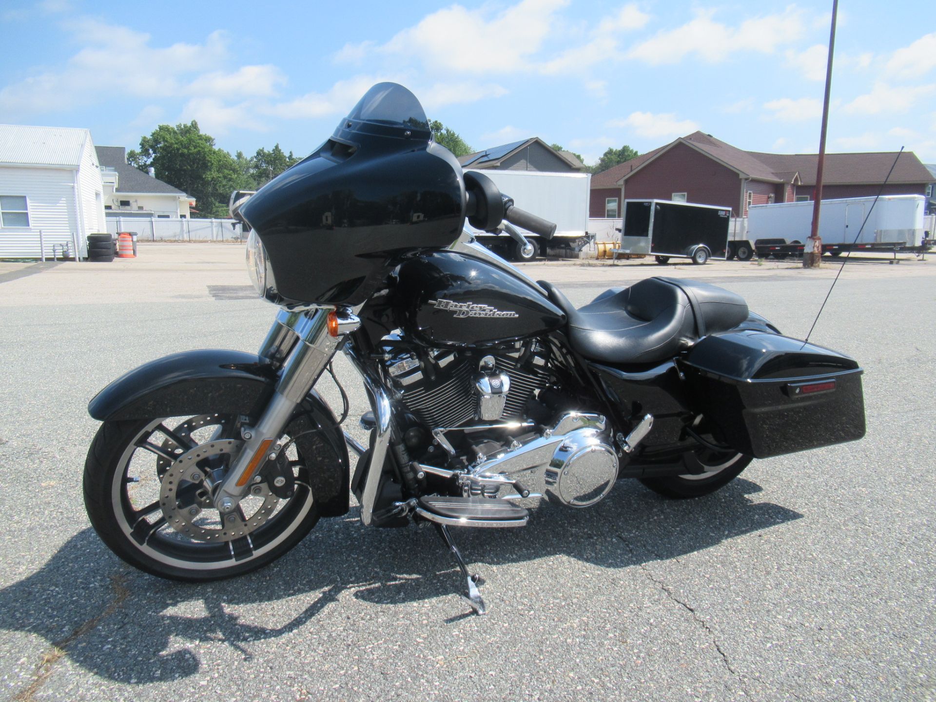 2019 Harley-Davidson Street Glide® in Springfield, Massachusetts - Photo 6