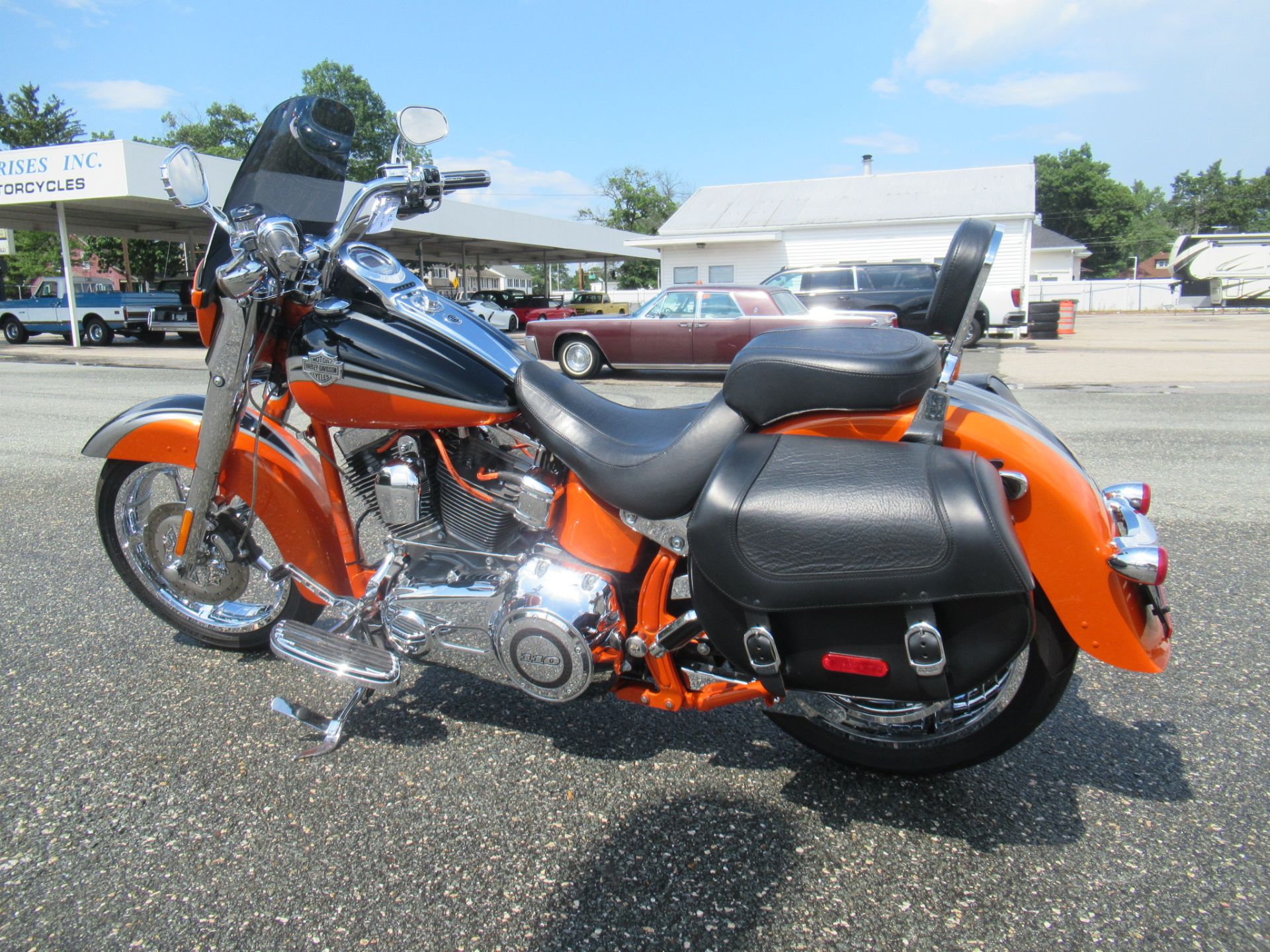 2010 Harley-Davidson CVO™ Softail® Convertible in Springfield, Massachusetts - Photo 6