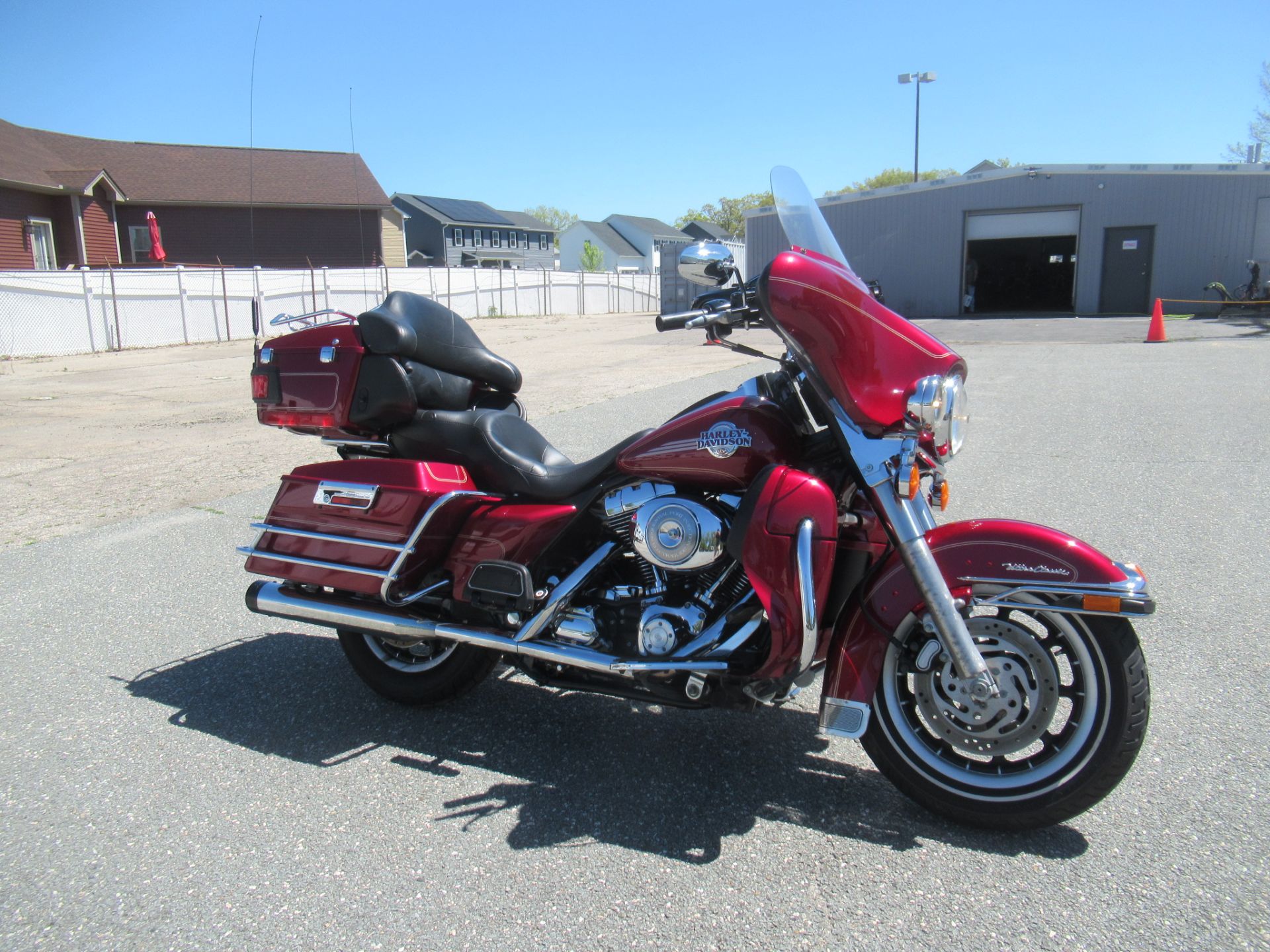 2005 Harley-Davidson FLHTCUI Ultra Classic® Electra Glide® in Springfield, Massachusetts - Photo 2