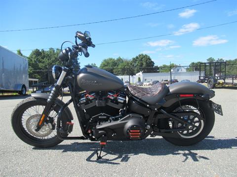 2019 Harley-Davidson Street Bob® in Springfield, Massachusetts - Photo 4