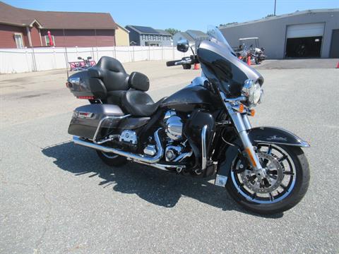 2014 Harley-Davidson Ultra Limited in Springfield, Massachusetts - Photo 3