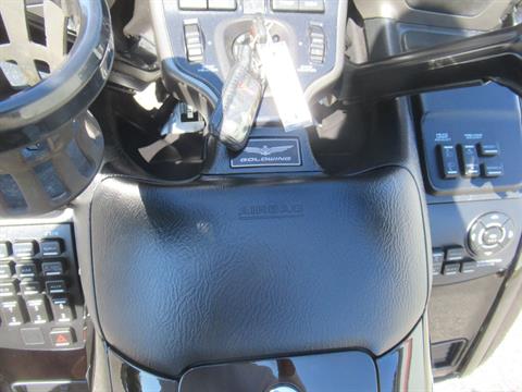 2008 Honda Gold Wing® Airbag in Springfield, Massachusetts - Photo 8