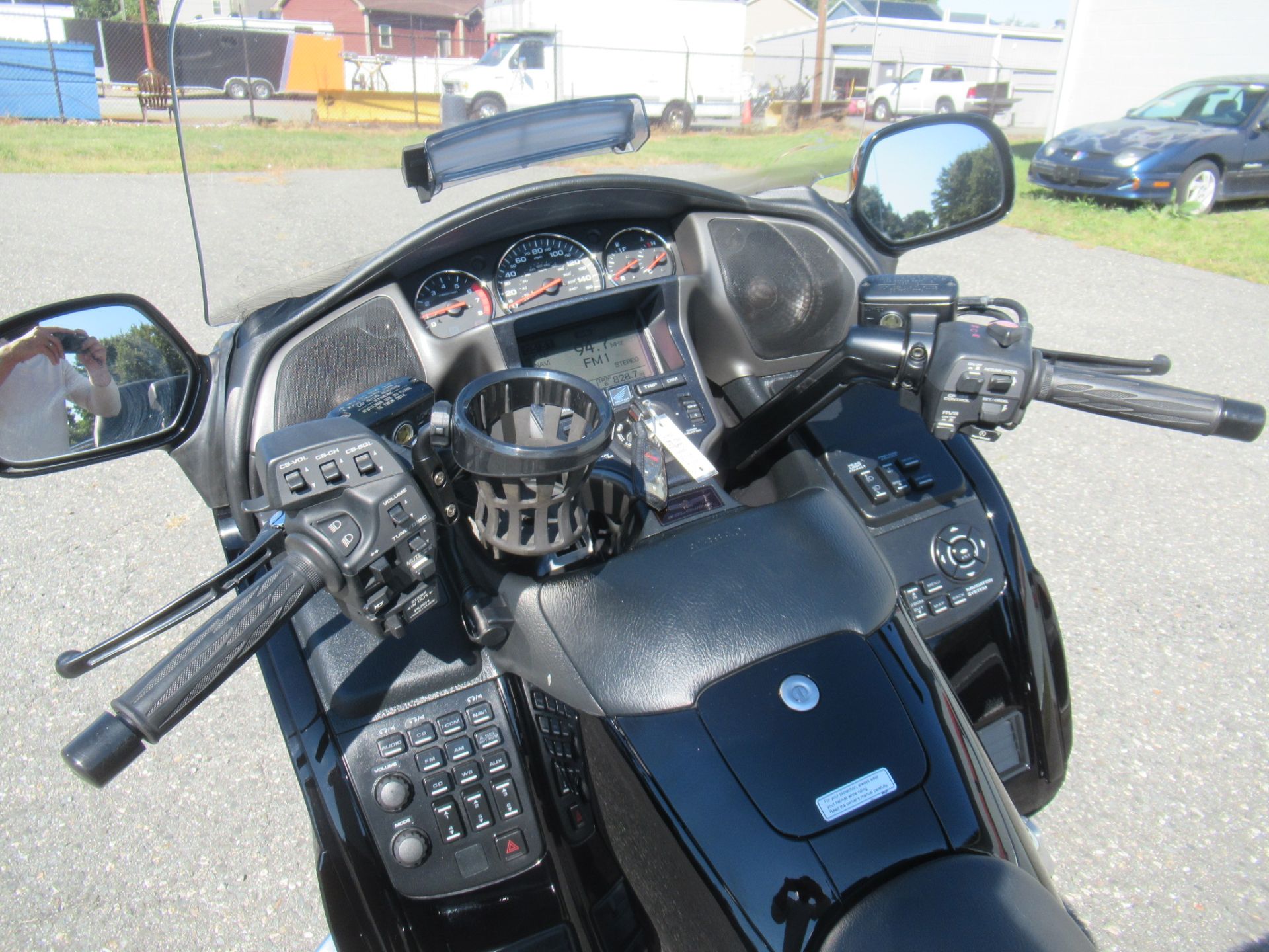 2008 Honda Gold Wing® Airbag in Springfield, Massachusetts - Photo 11