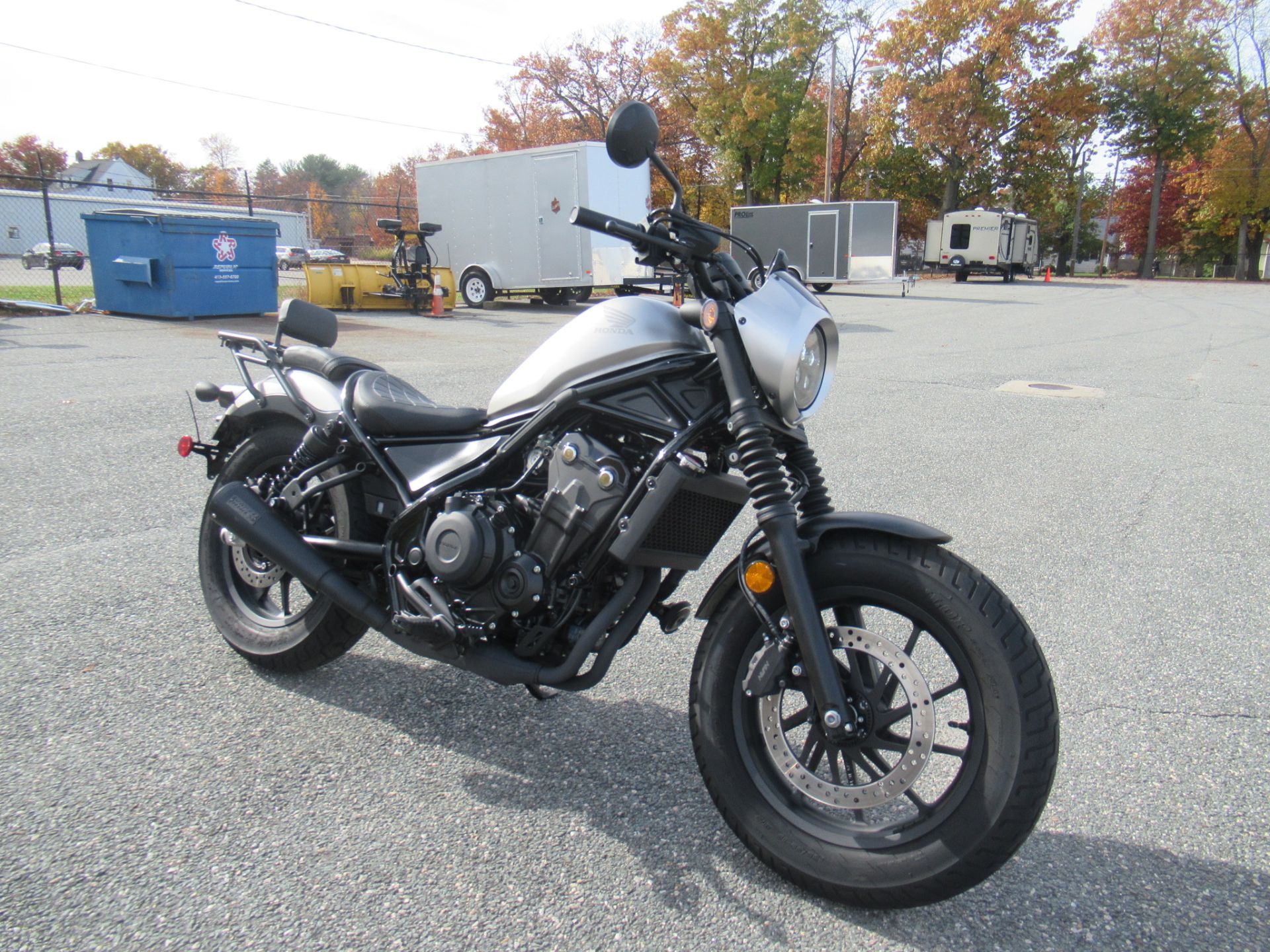 2022 Honda Rebel 500 ABS SE in Springfield, Massachusetts - Photo 2