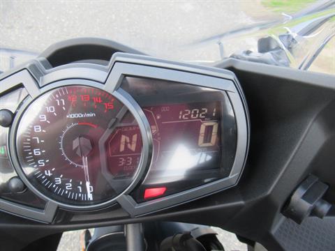 2022 Kawasaki Ninja 400 ABS in Springfield, Massachusetts - Photo 5