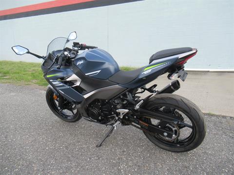 2022 Kawasaki Ninja 400 ABS in Springfield, Massachusetts - Photo 8