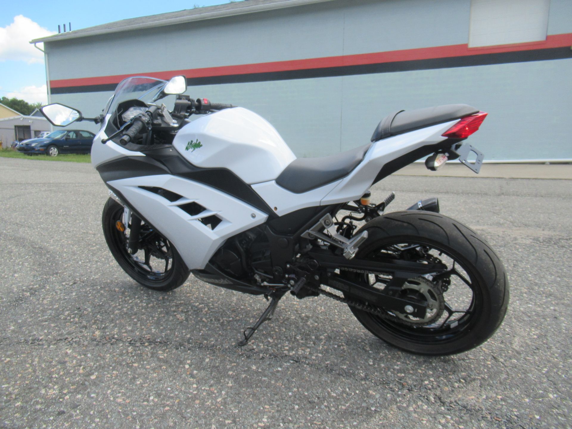 2015 Kawasaki Ninja® 300 ABS in Springfield, Massachusetts - Photo 5