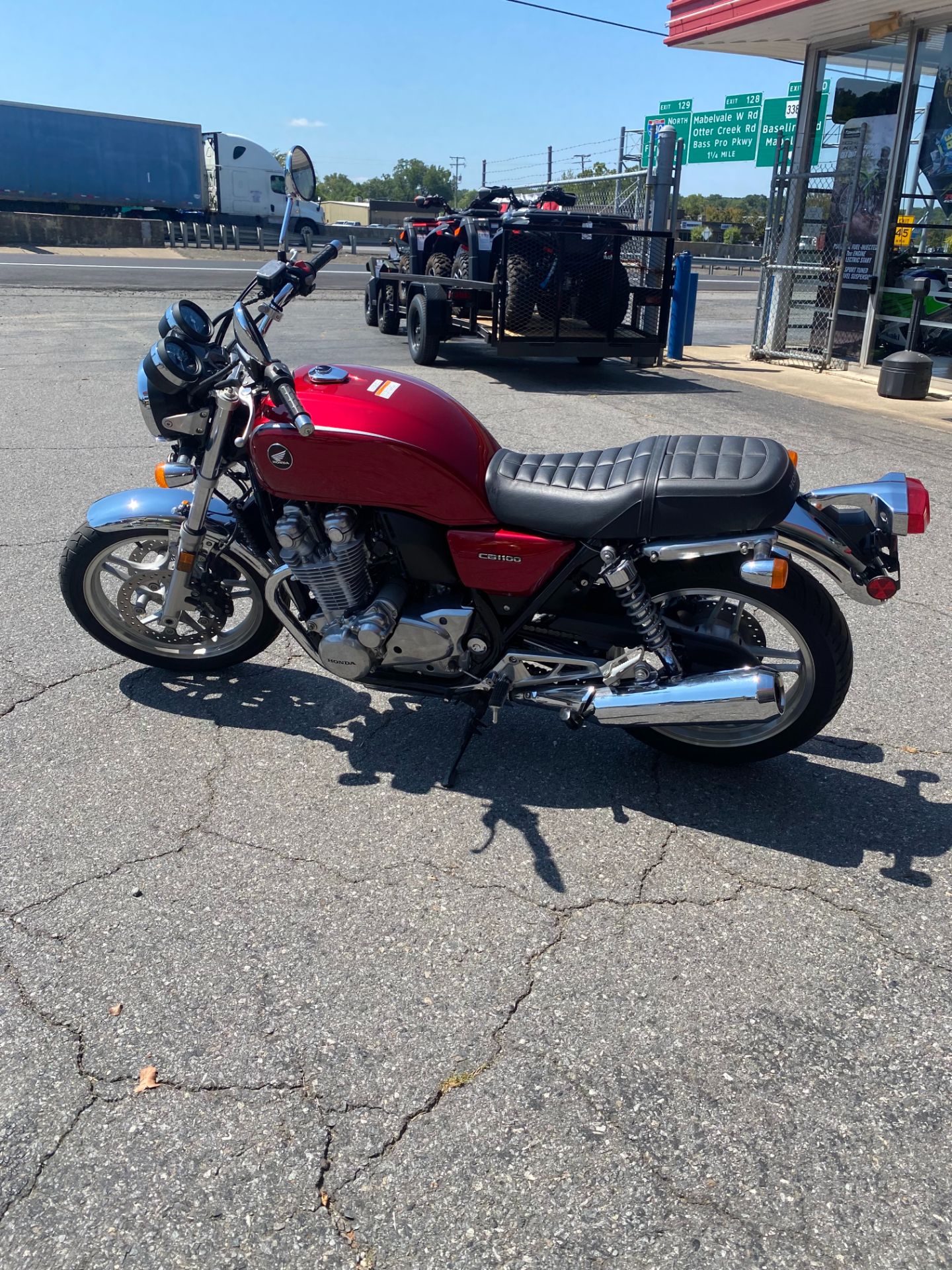 2014 Honda CB1100 DELUXE in Little Rock, Arkansas - Photo 2