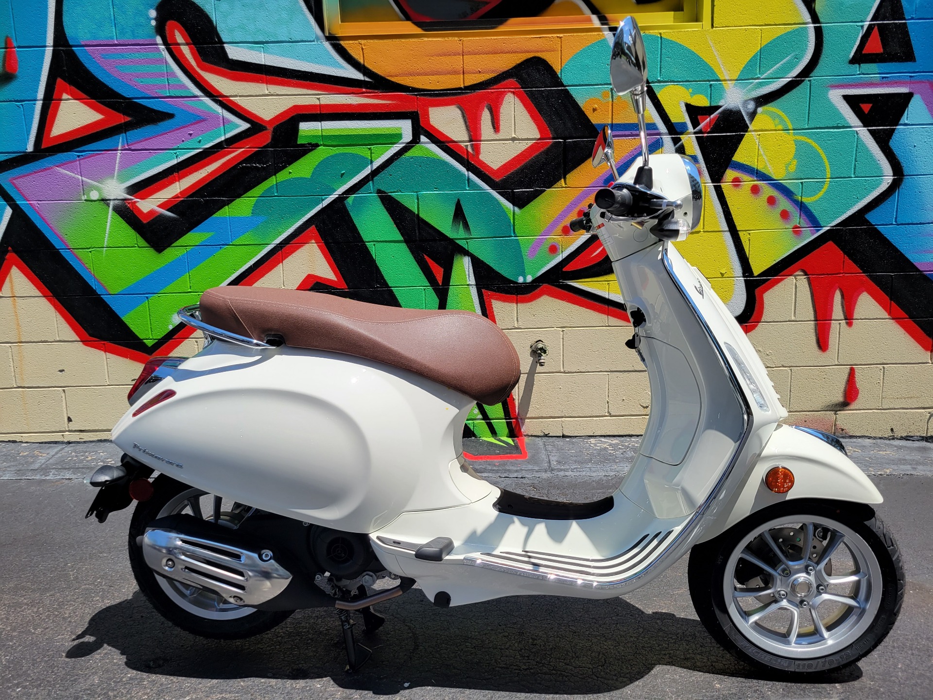 2023 Vespa Primavera 50 for Sale, New, Bianco Innocente | Scooters in ...