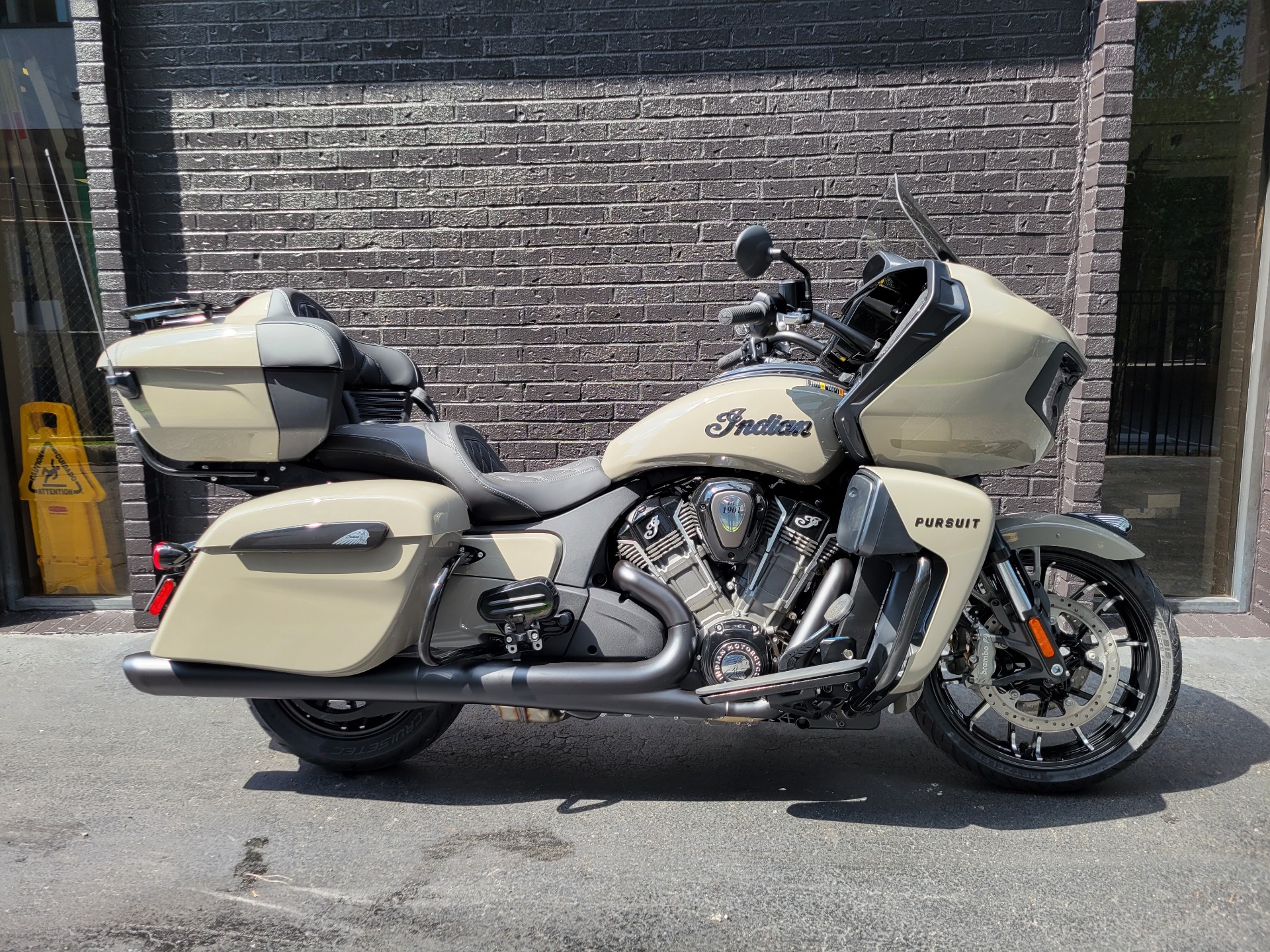 2023 Indian Motorcycle Pursuit® Dark Horse® Icon with Premium Package in Nashville, Tennessee - Photo 1