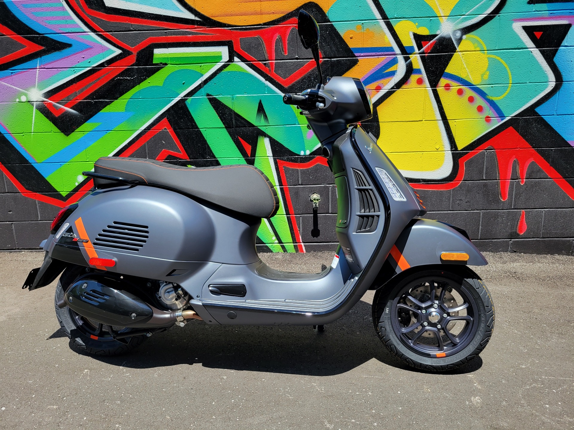 2024 Vespa GTS Super 300 Sport in Nashville, Tennessee - Photo 4