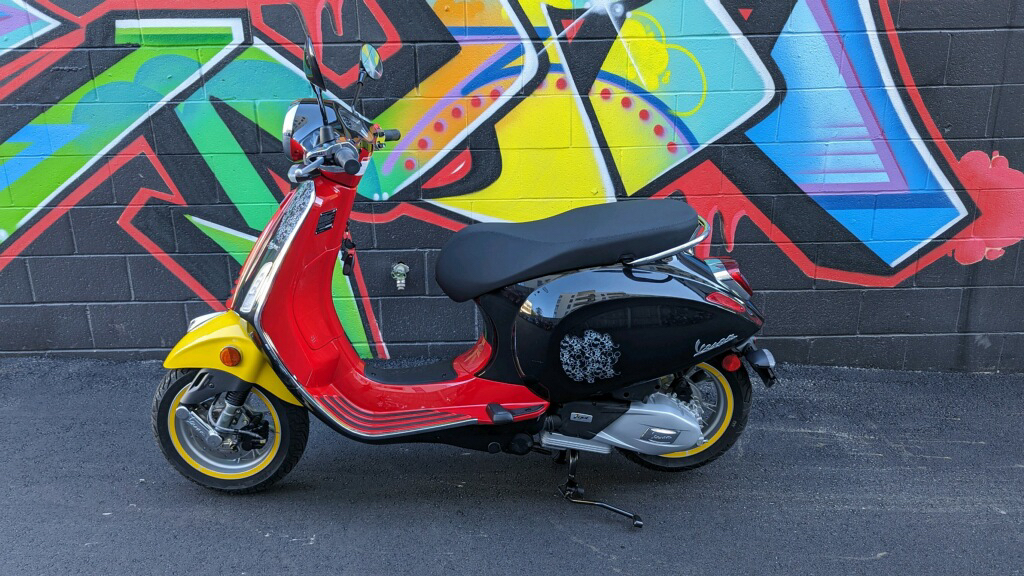 2023 Vespa Primavera 150 Disney Mickey Mouse Edition By Vespa in Nashville, Tennessee - Photo 2