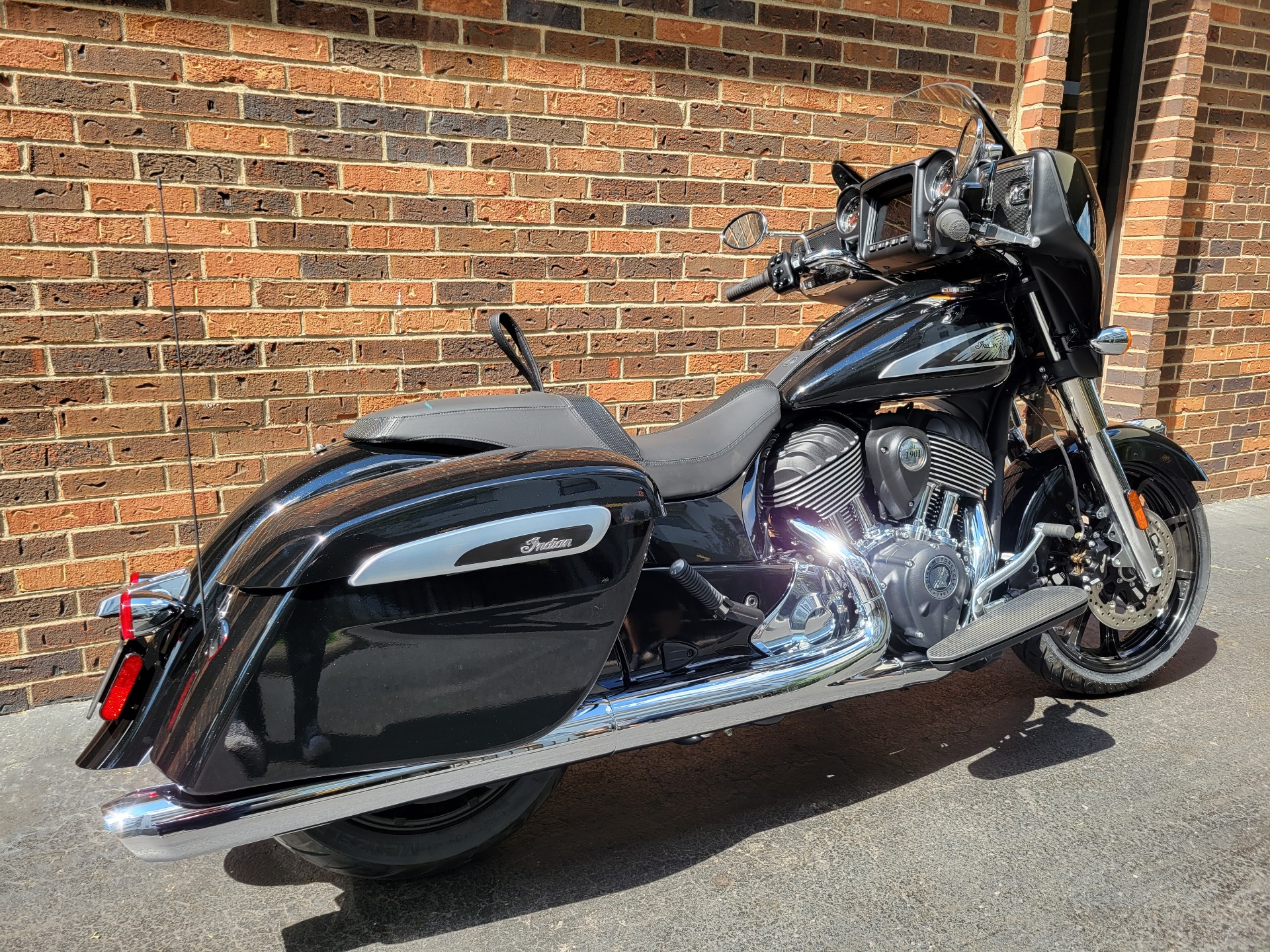 2023 Indian Motorcycle Chieftain® in Nashville, Tennessee - Photo 2
