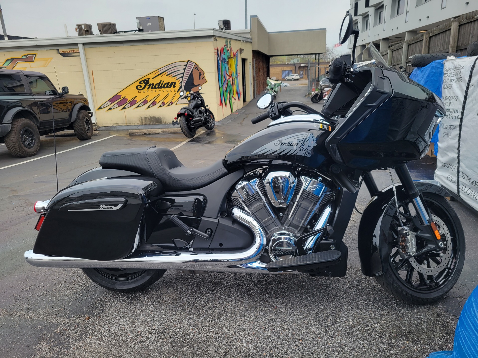 2023 Indian Motorcycle Challenger® in Nashville, Tennessee - Photo 1