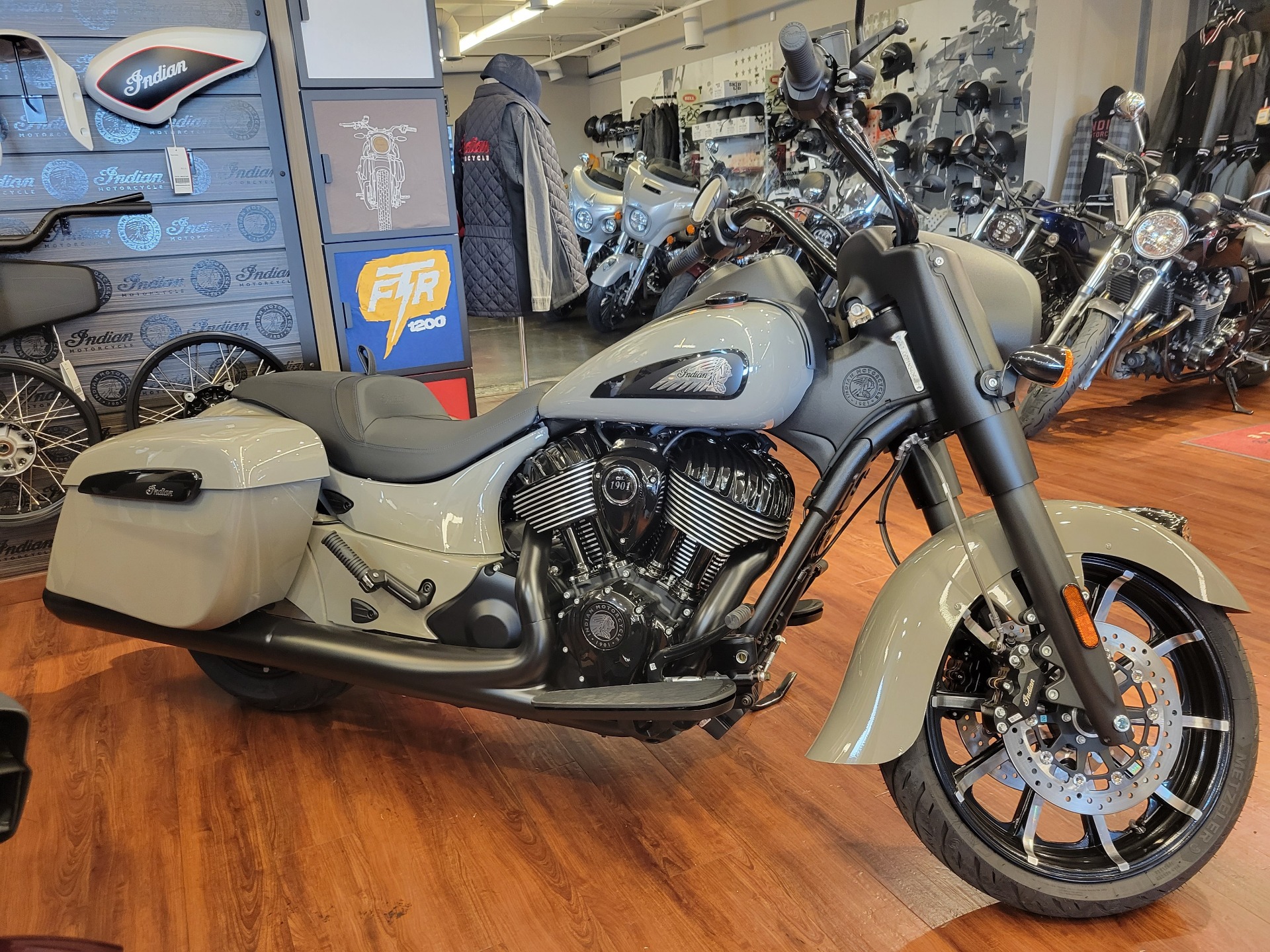 2022 Indian Motorcycle Springfield® Dark Horse® in Nashville, Tennessee - Photo 1