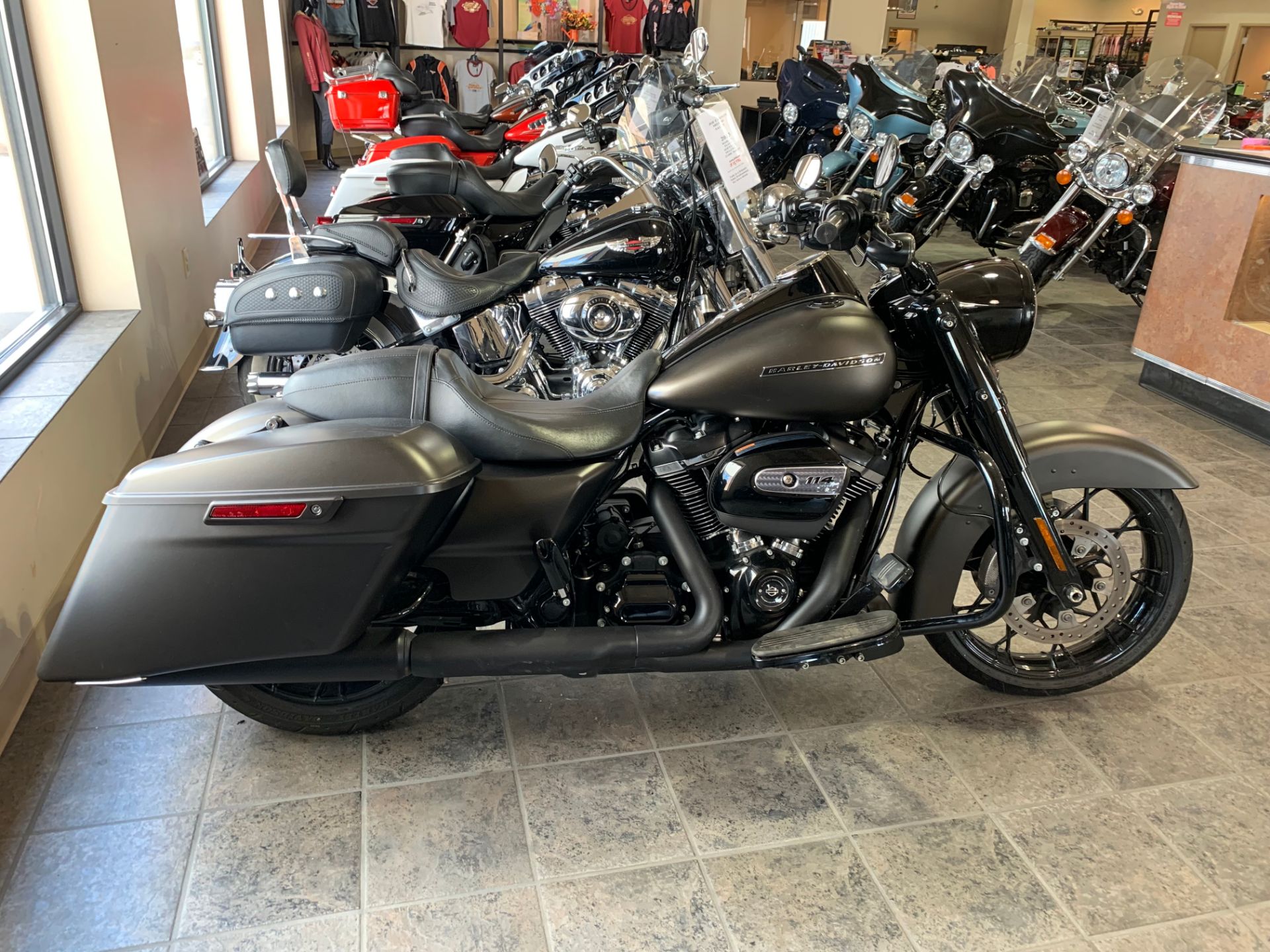 2020 Harley-Davidson Road King Special in Carroll, Ohio
