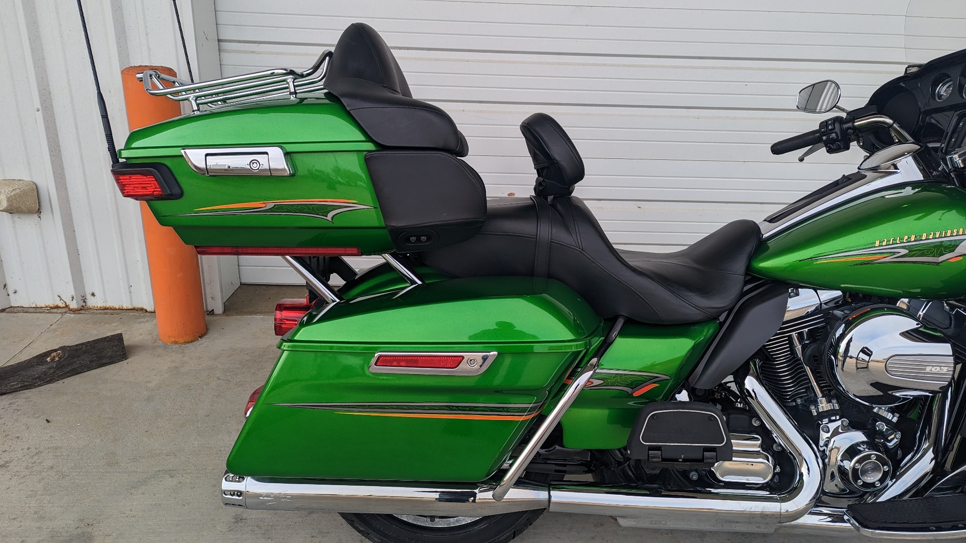 2015 harley davidson ultra limited radioactive green for sale in texas - Photo 5