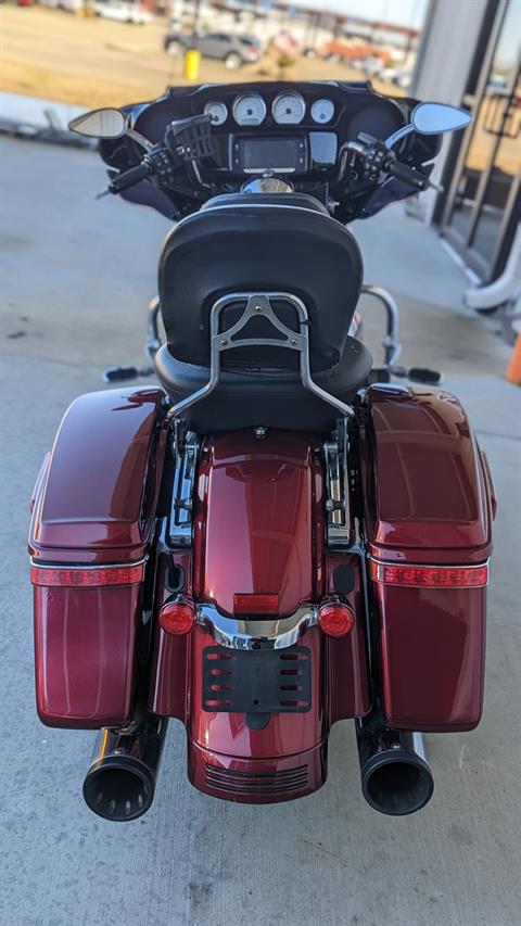2017 Harley-Davidson Street Glide® Special in Monroe, Louisiana - Photo 10
