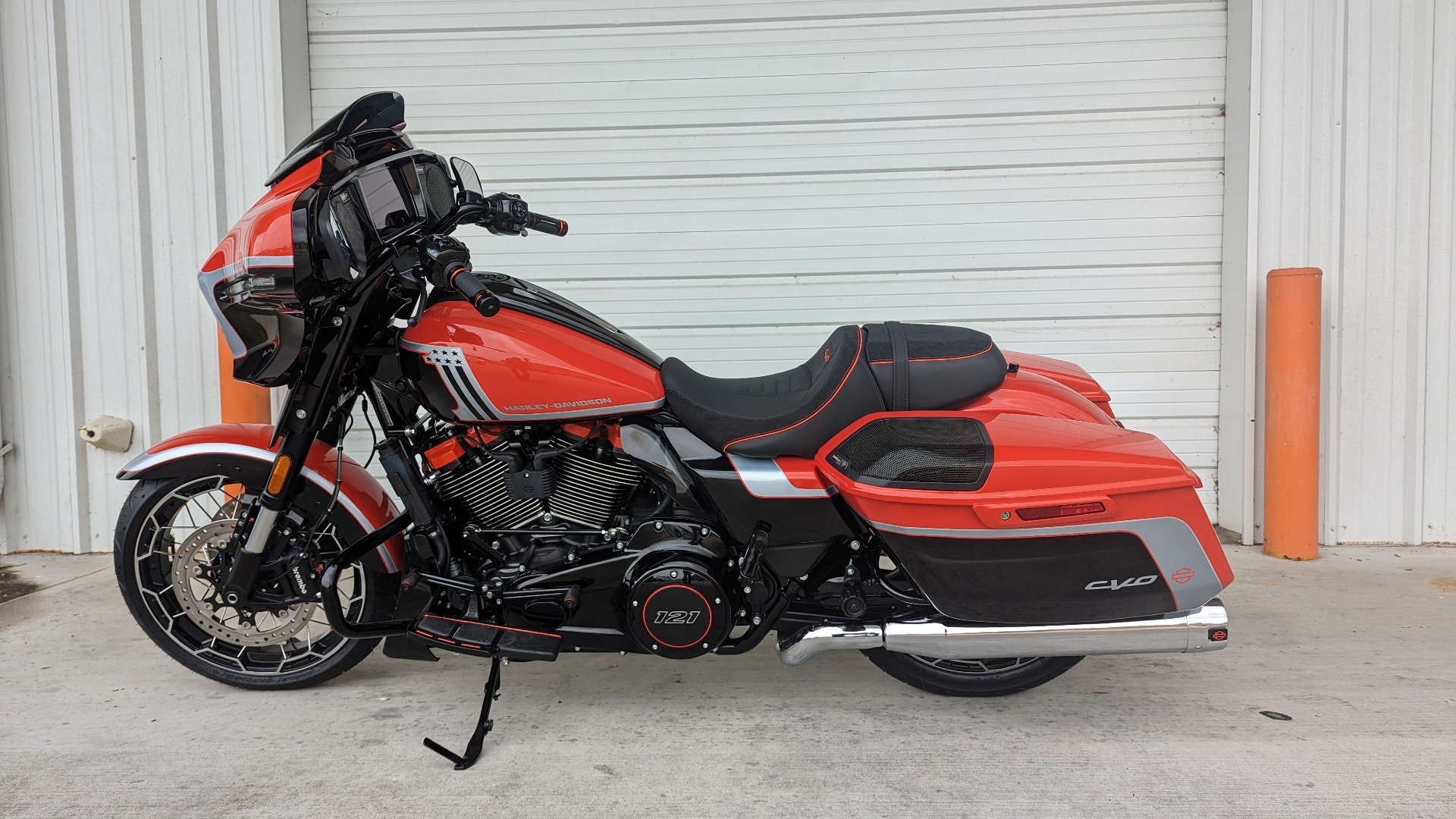 new 2024 harley davidson cvo street glide legendary orange for sale in louisiana - Photo 2