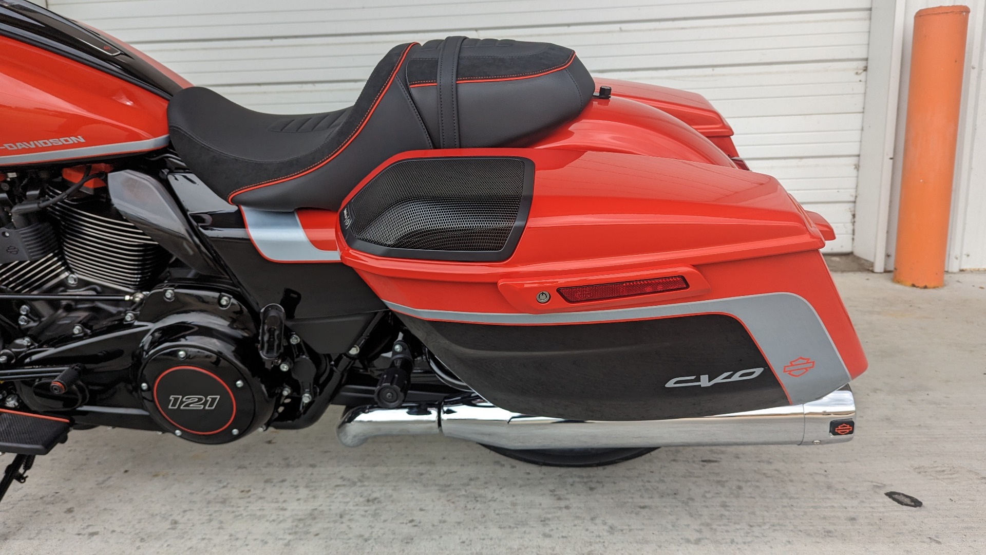 new 2024 harley davidson cvo street glide legendary orange for sale in texas - Photo 8