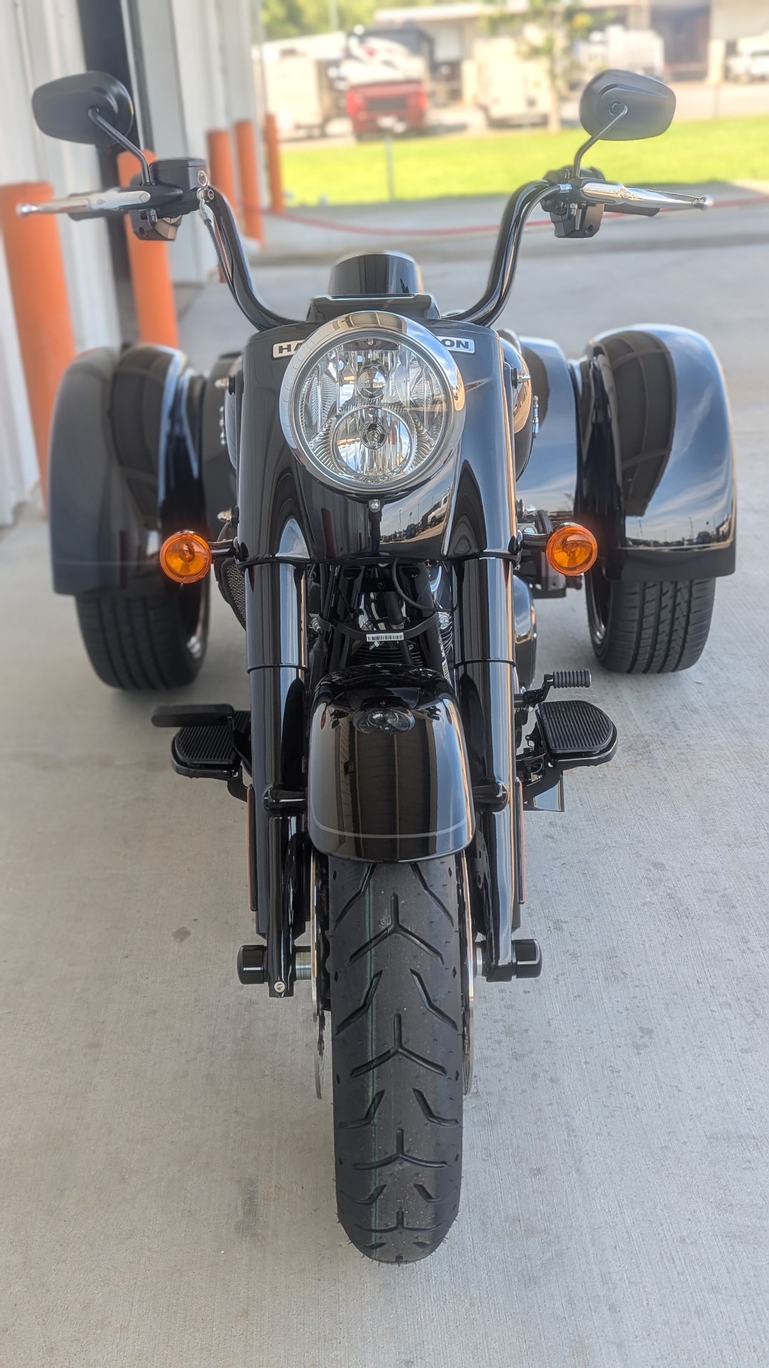 2024 harley davidson freewheeler trike vivid black for sale in houston - Photo 9