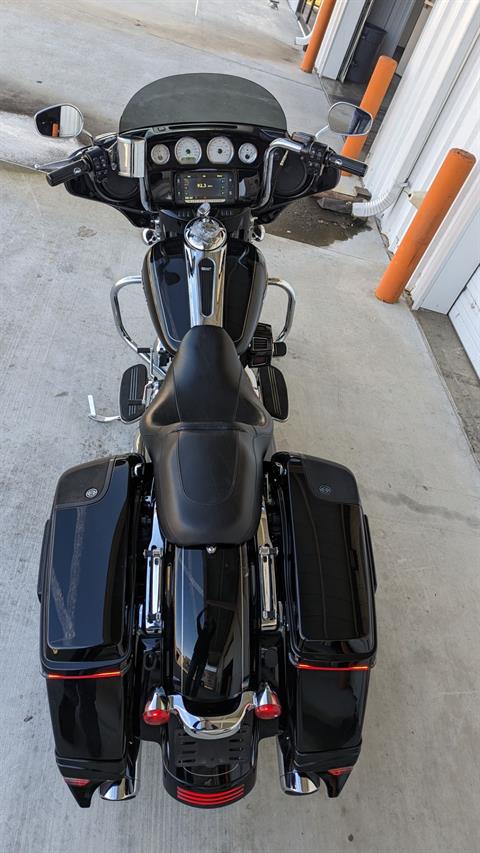 2016 Harley-Davidson Street Glide® Special in Monroe, Louisiana - Photo 11