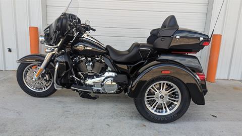 new 2024 harley davidson tri glide trike vivid black for sale in louisiana - Photo 2