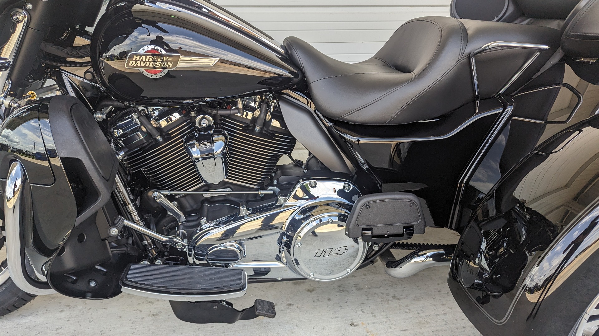 new 2024 harley davidson tri glide trike vivid black for sale in little rock - Photo 7