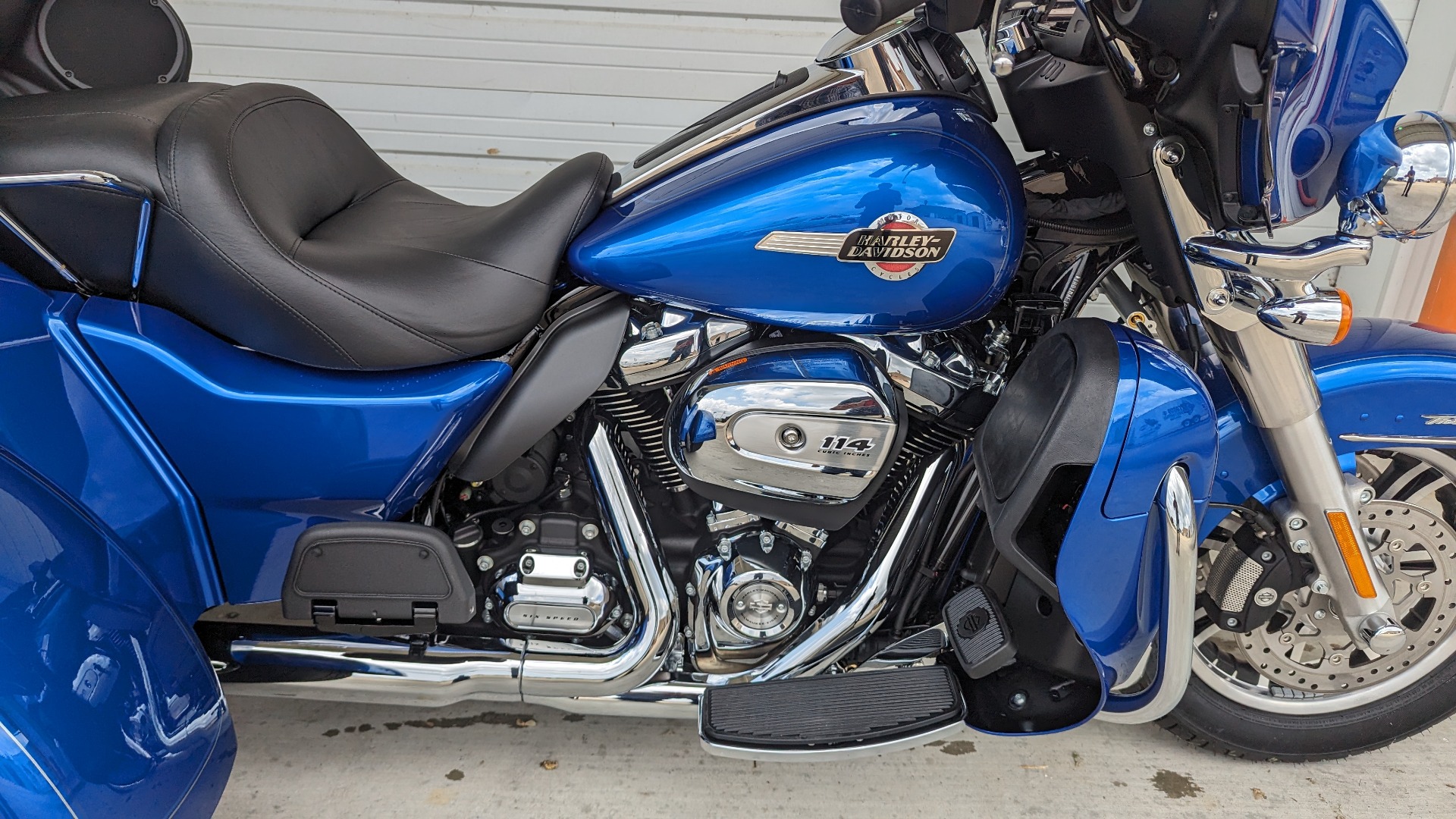 harley davidson tri glide blue burst for sale in little rock - Photo 4