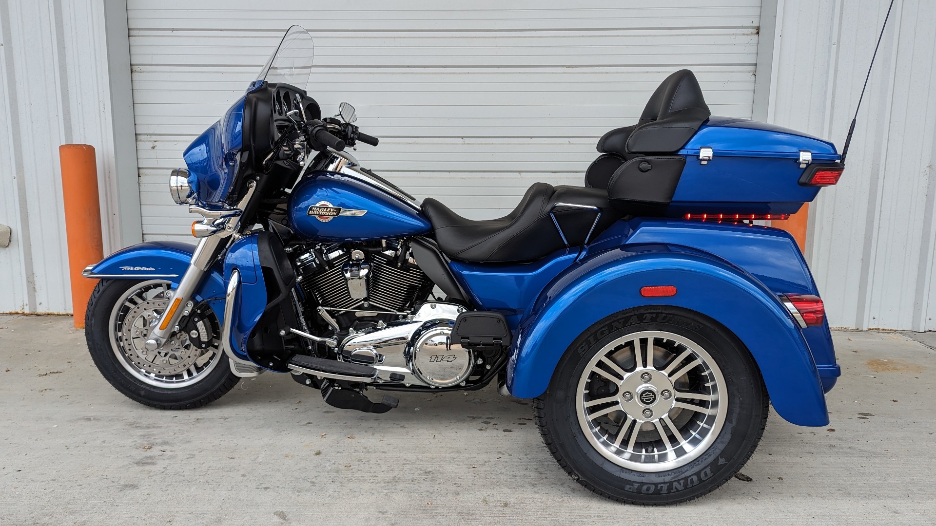 harley davidson tri glide blue burst for sale in mississippi - Photo 2