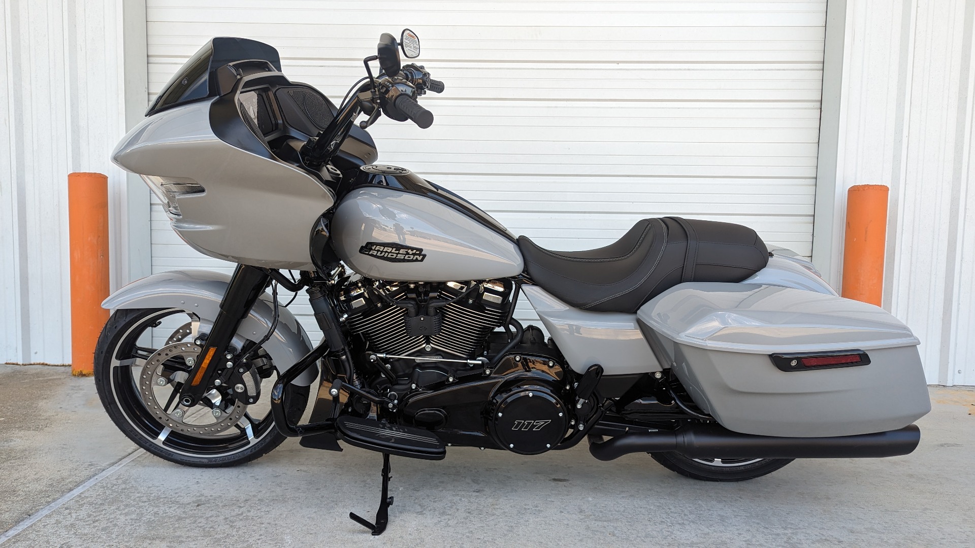 2024 harley davidson road glide billiard gray black for sale in louisiana - Photo 2