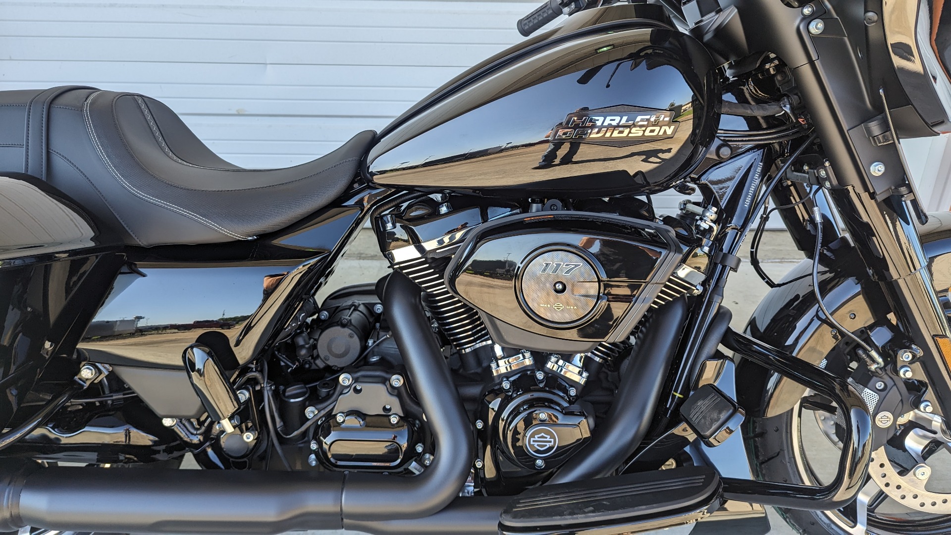 new 2024 harley davidson street glide black on black for sale in jackson - Photo 4