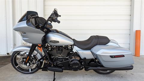 new 2024 harley davidson road glide in atlas silver and black for sale in louisiana - Photo 2