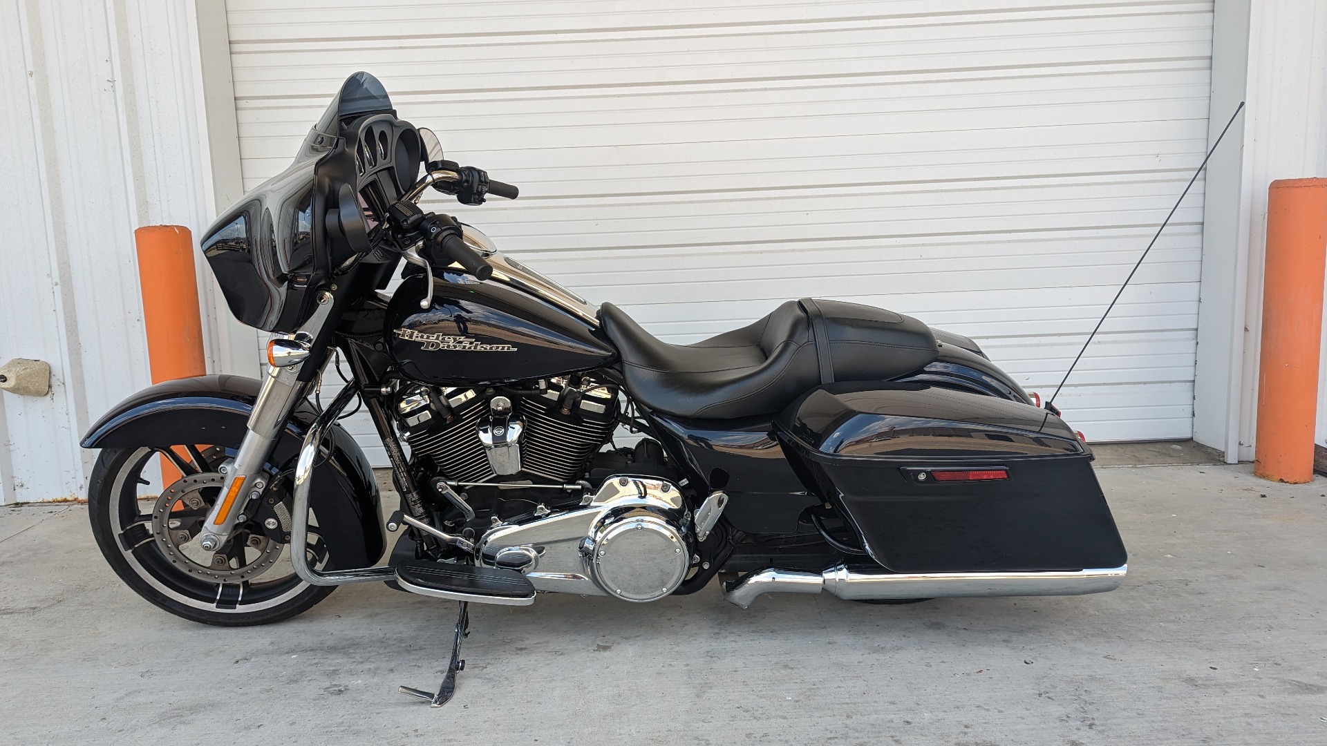 2019 Harley-Davidson Street Glide® in Monroe, Louisiana - Photo 2