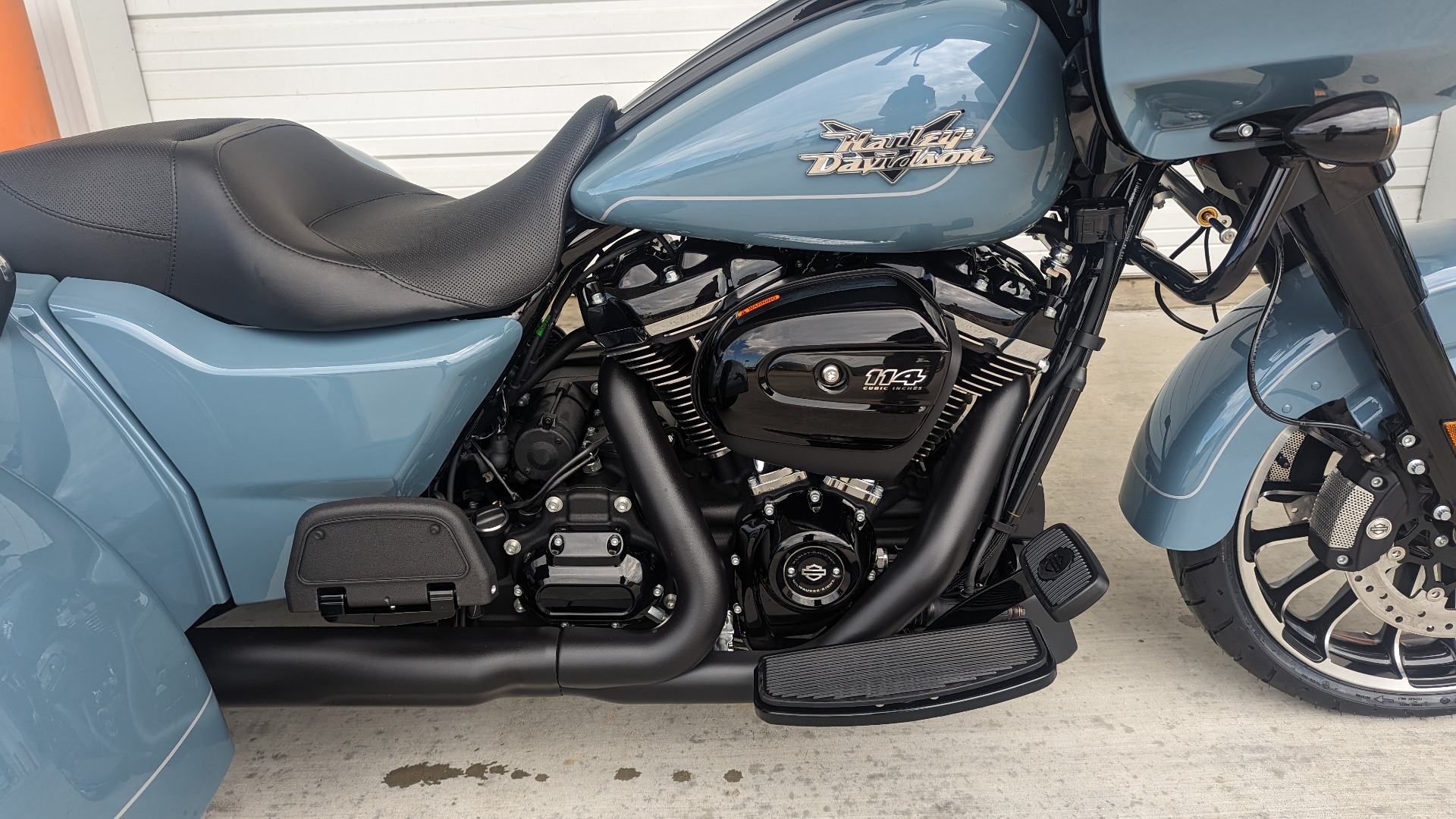 2024 harley davidson road glide 3 sharkskin blue black for sale in arkansas - Photo 4