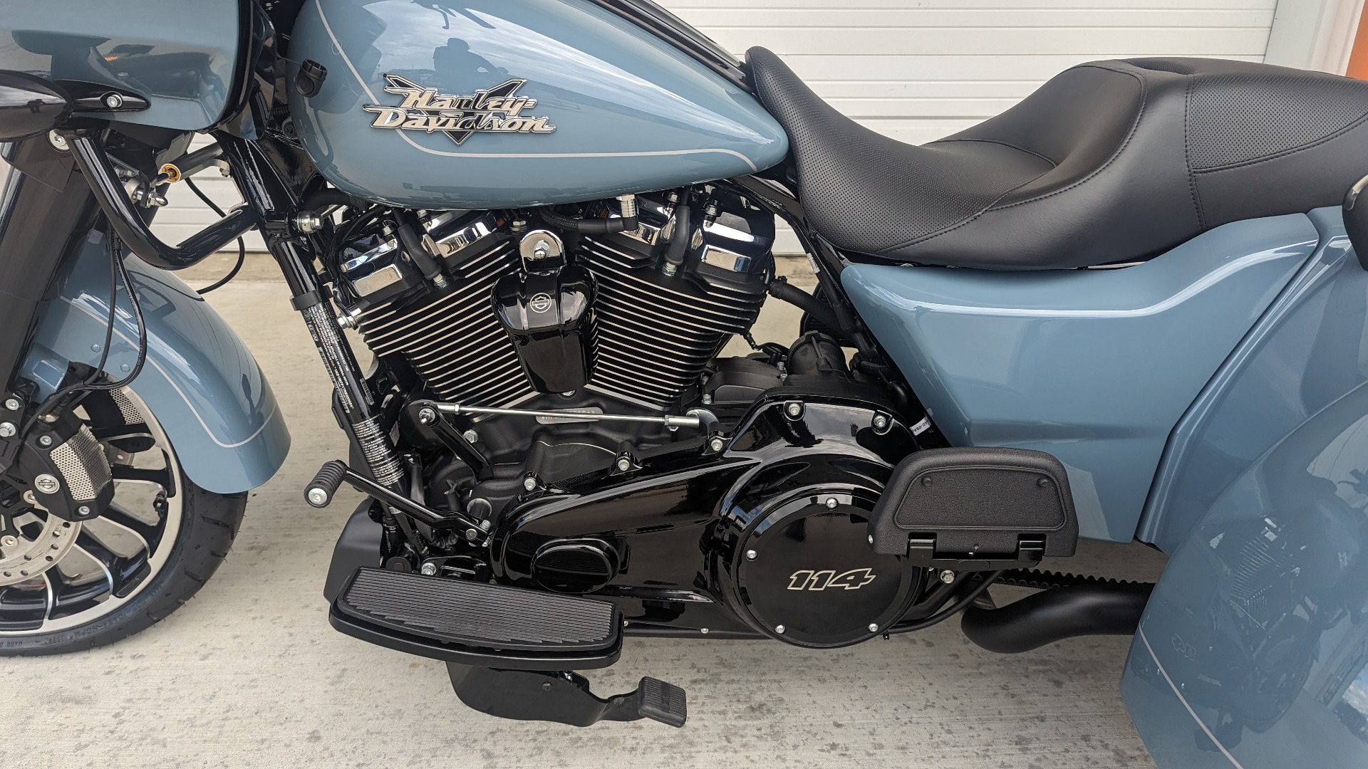 2024 harley davidson road glide 3 sharkskin blue black for sale in texas - Photo 7