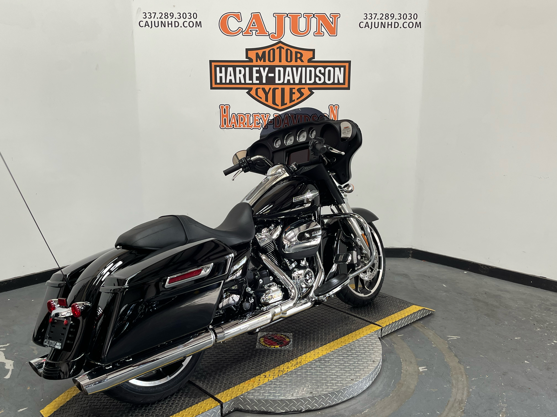 2022 Harley-Davidson Street Glide Louisiana - Photo 8