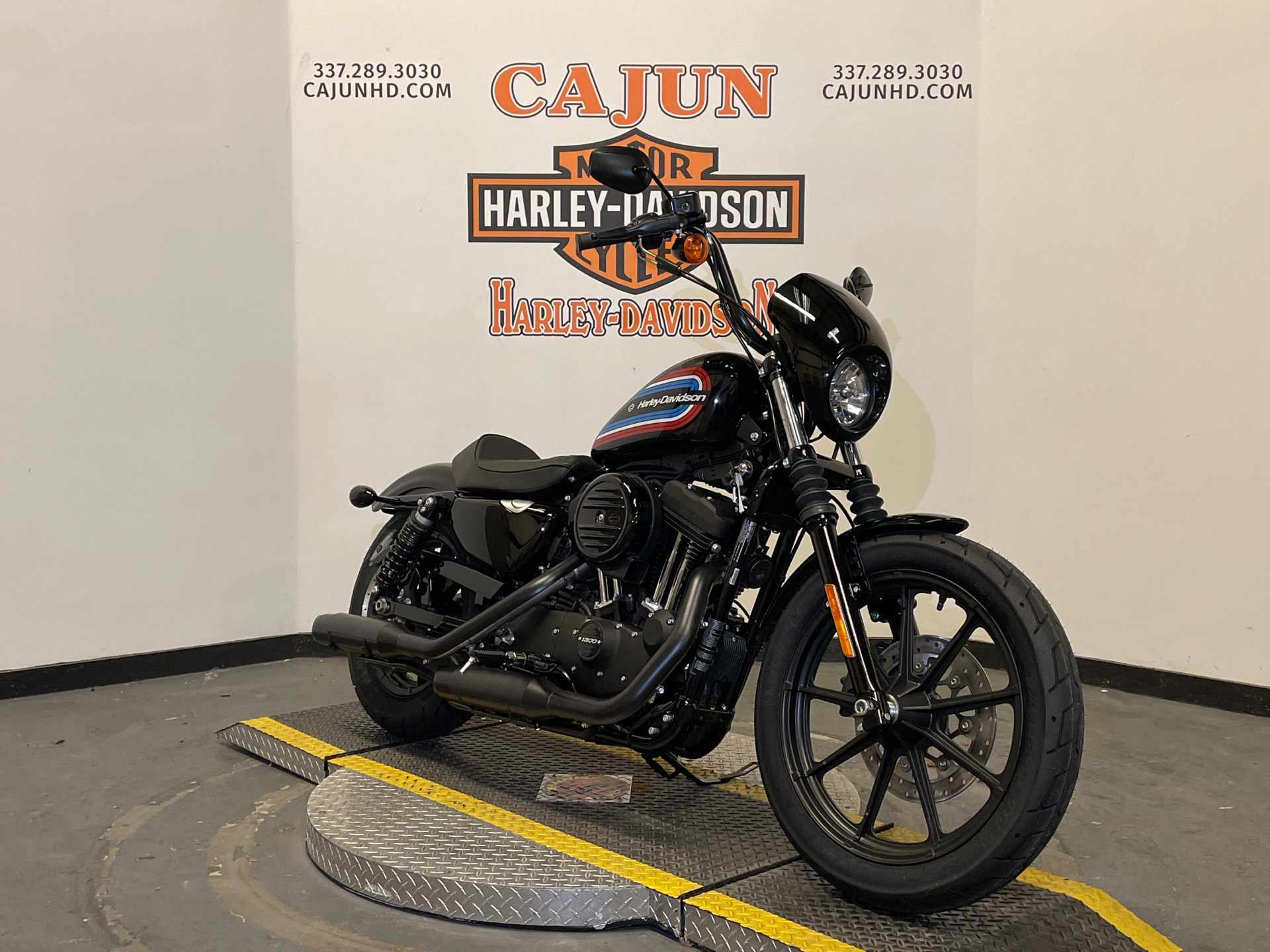 2014 Harley Iron 1200 - Photo 2