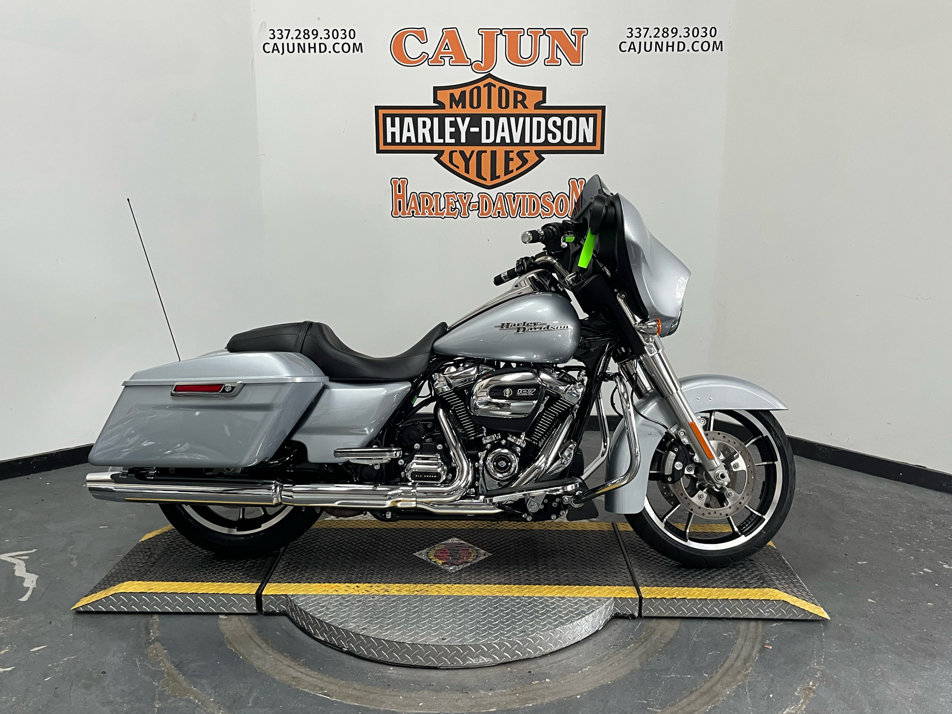 2020 Harley-Davidson Street Glide® in Scott, Louisiana - Photo 1